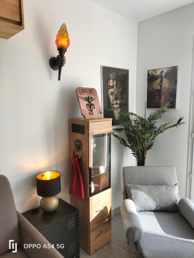 Antiqua Roma Spqr Cubiculum Apartamento Port-la-Nouvelle Exterior foto
